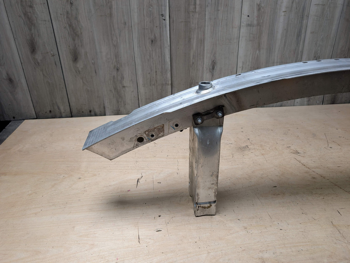 10-13 OEM Mercedes W207 E350 E550 Front Bumper Reinforcement Impact Crash Bar