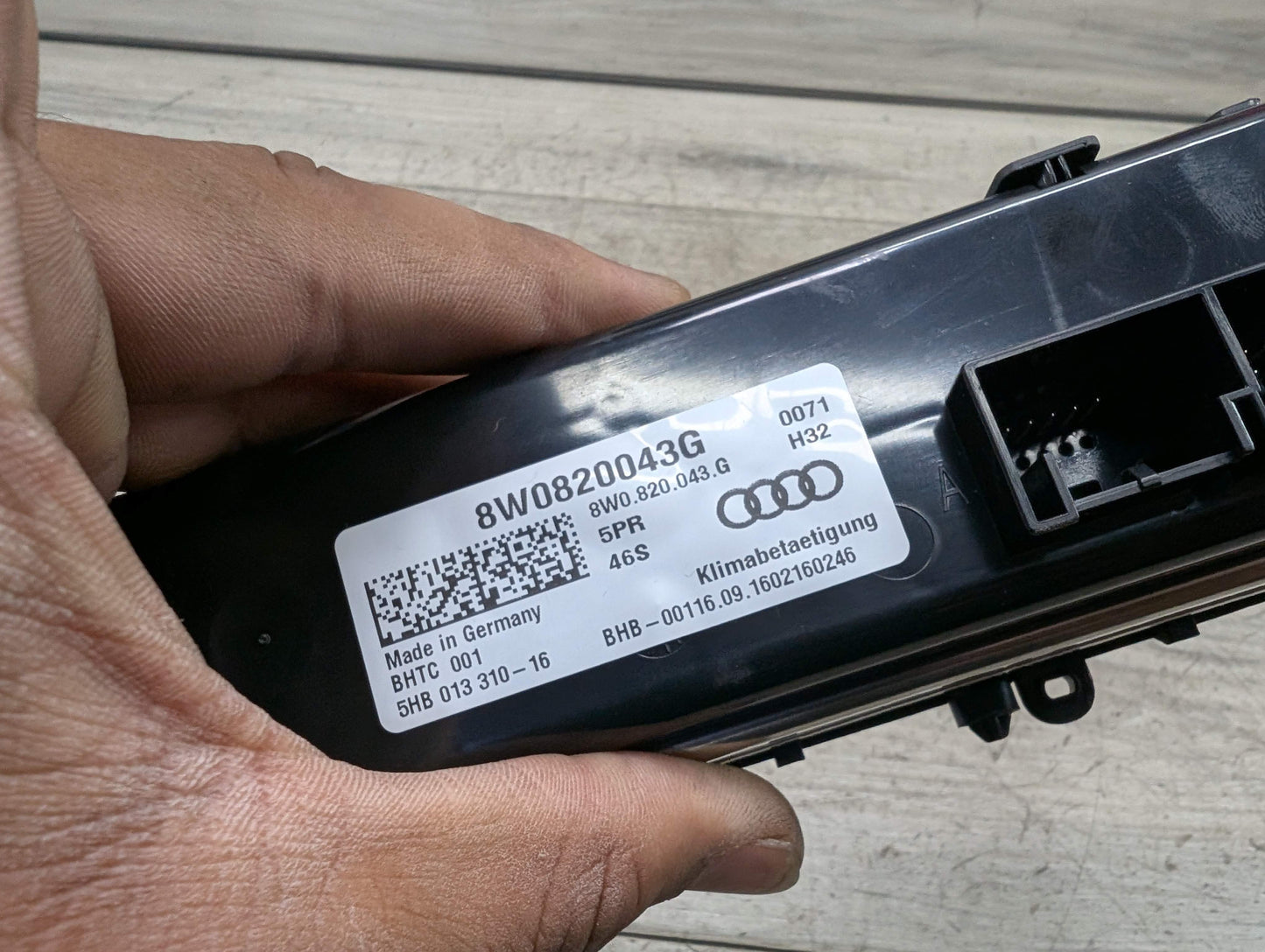 17-25 OEM AUDI A4 A5 Q5 S4 S5 SQ5 Dash Climate Temperature Control Panel Unit