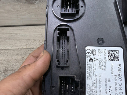 17-19 OEM AUDI A4 B9 BCM Body Control Module Unit