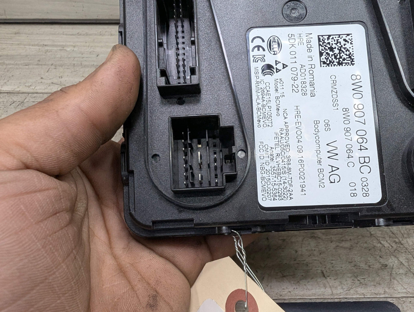 17-19 OEM AUDI A4 B9 BCM Body Control Module Unit