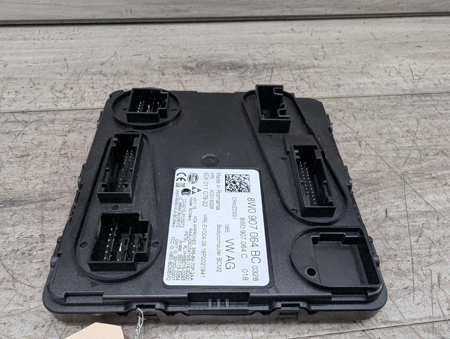 17-19 OEM AUDI A4 B9 BCM Body Control Module Unit