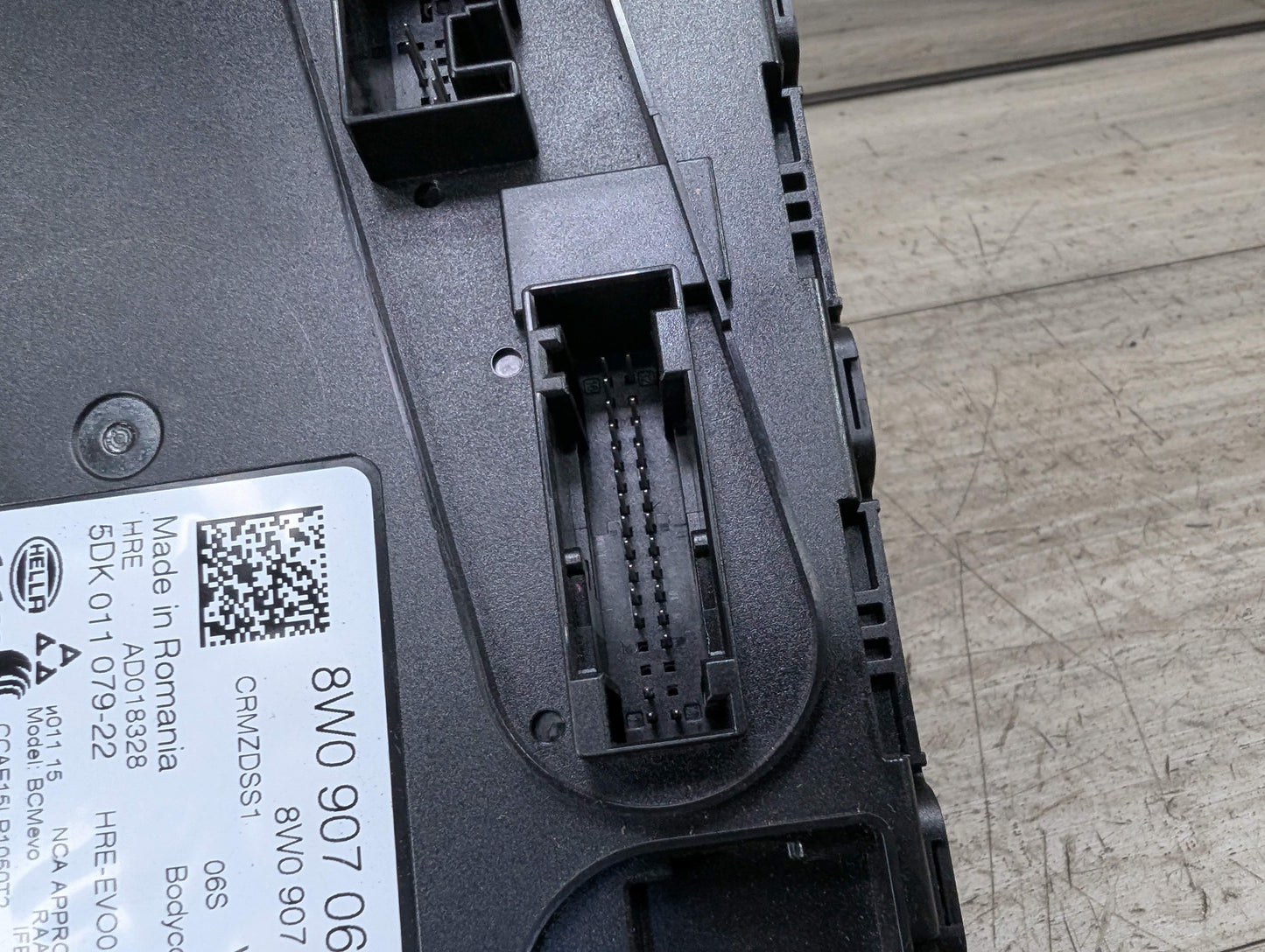 17-19 OEM AUDI A4 B9 BCM Body Control Module Unit