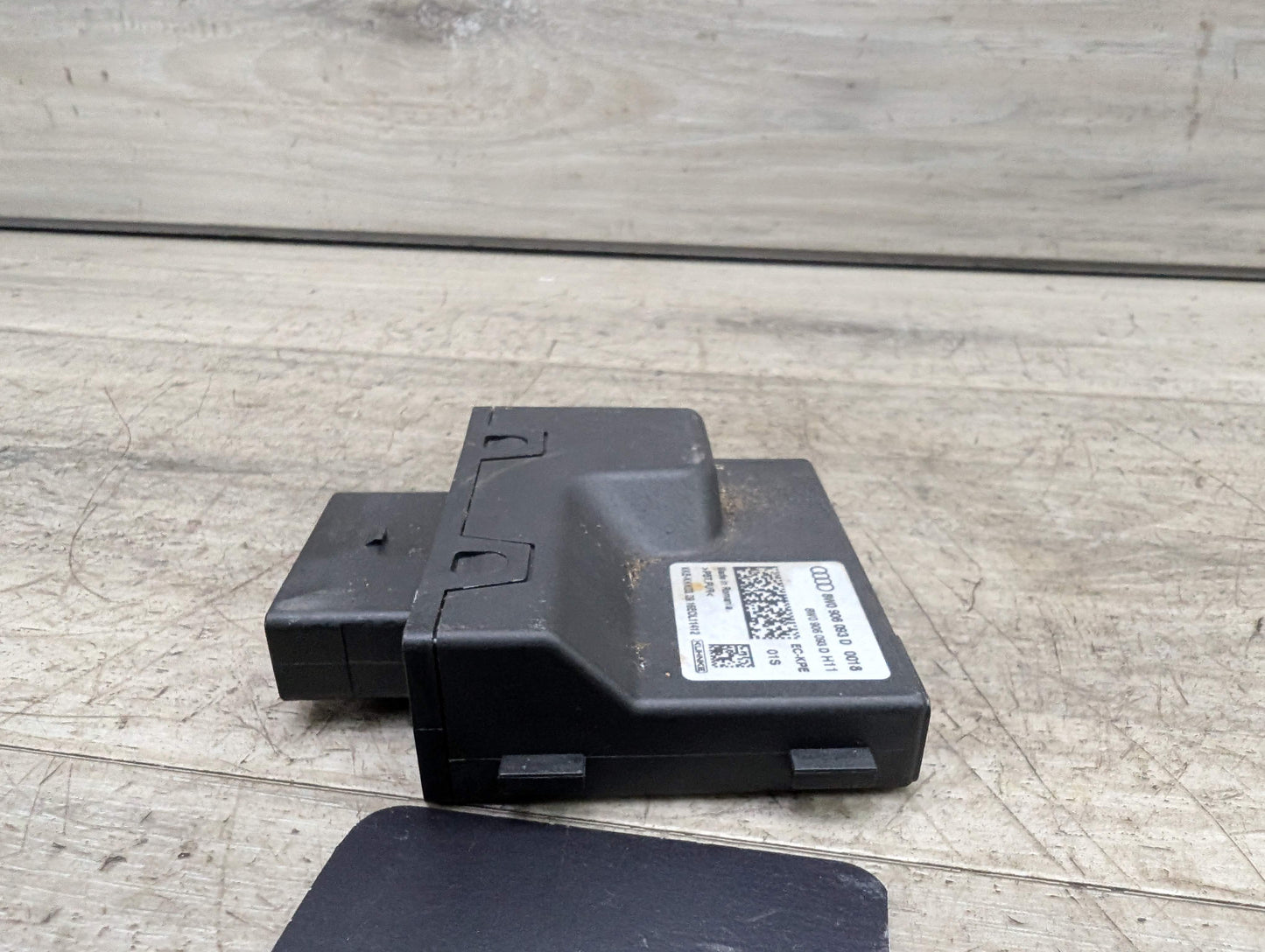 17-20 OEM AUDI A4 A5 Fuel Pump Control Computer Module Unit