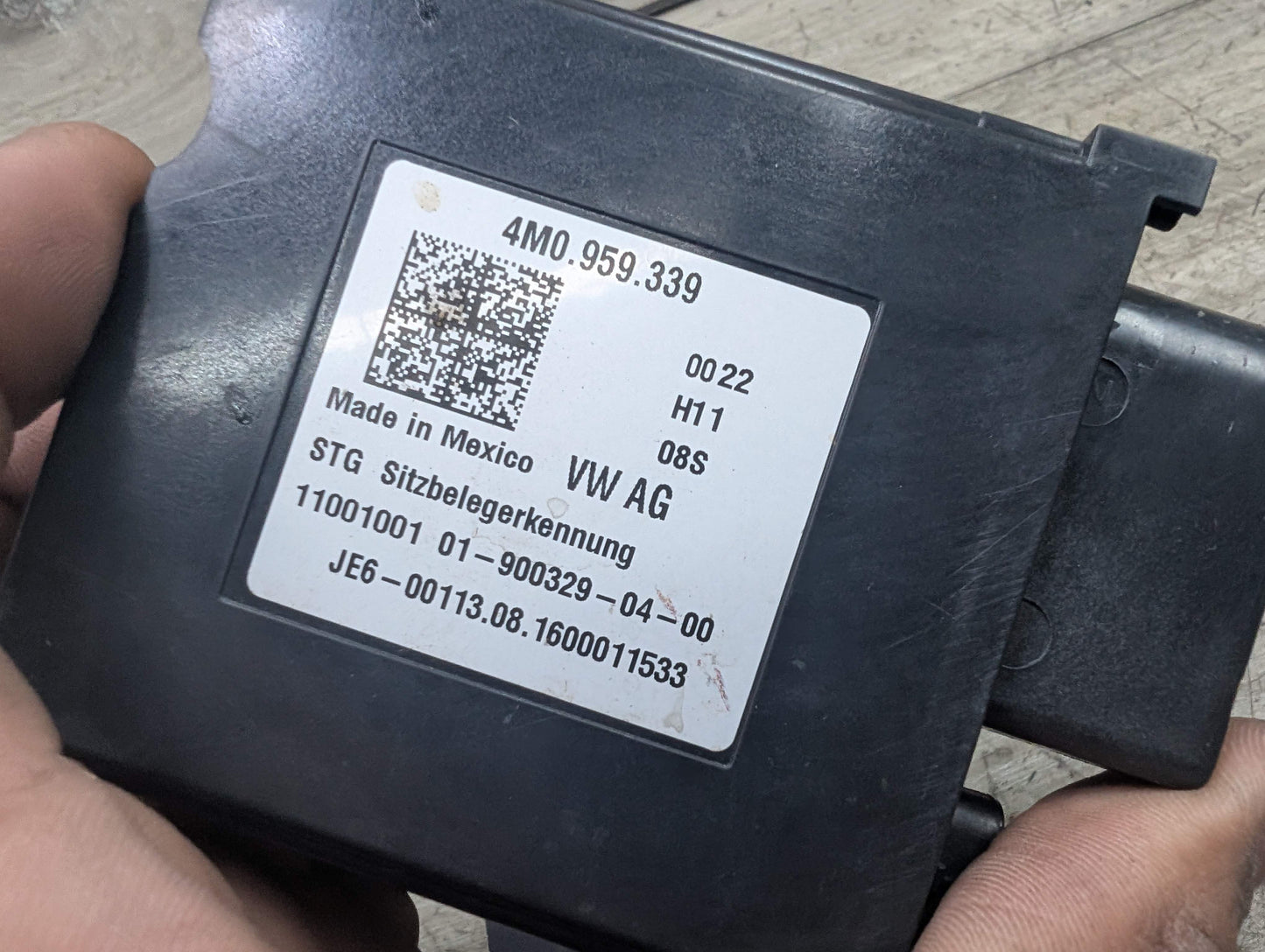17-24 OEM AUDI A4 A5 Q7 Left Right Seat Occupant Detection Module Sensor