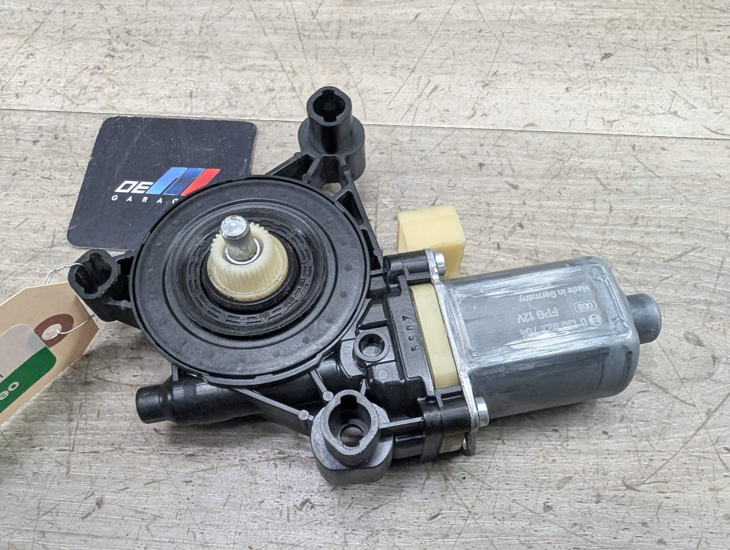 17-25 OEM AUDI Front Right Passenger Side Window Regulator Lifter Motor