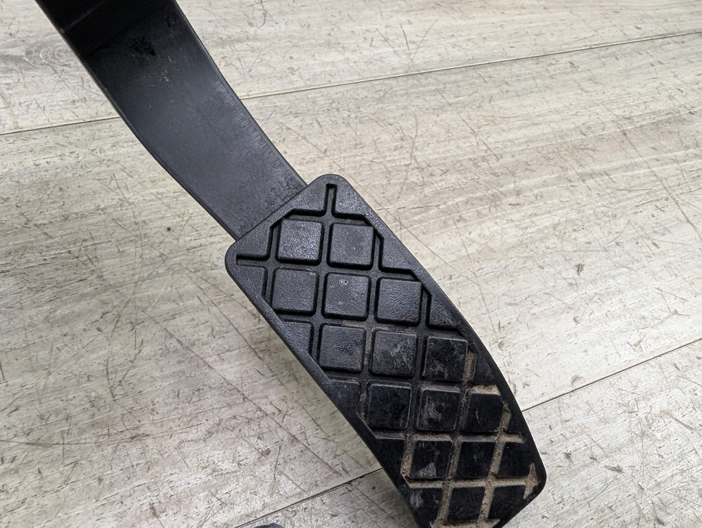 17-25 OEM AUDI A4 A5 Q5 Q7 S4 SQ5 Throttle Accelerator Gas Pedal Unit