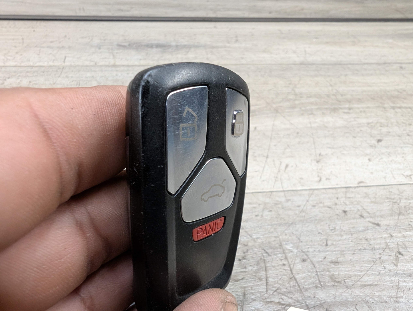 *17-19 OEM AUDI A4 B9 Smart Keyless Entry Remote Key Fob