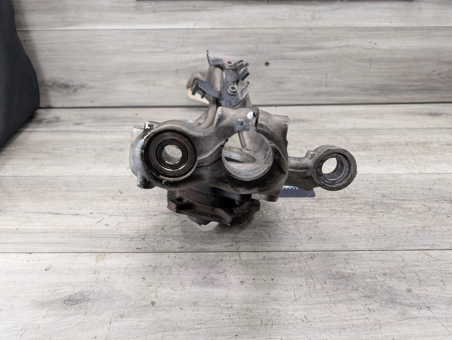 17-25 OEM AUDI A4 A5 RS5 S4 S5 Front Right Passenger Spindle Hub Knuckle Bearing