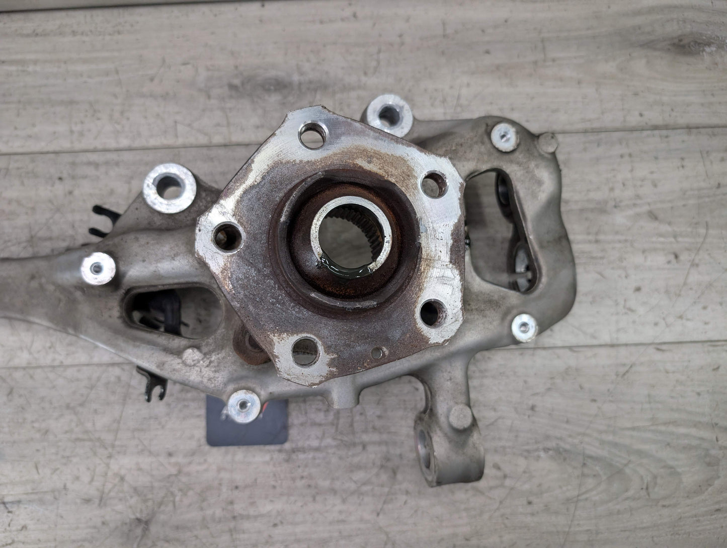 17-25 OEM AUDI A4 A5 RS5 S4 S5 Front Right Passenger Spindle Hub Knuckle Bearing