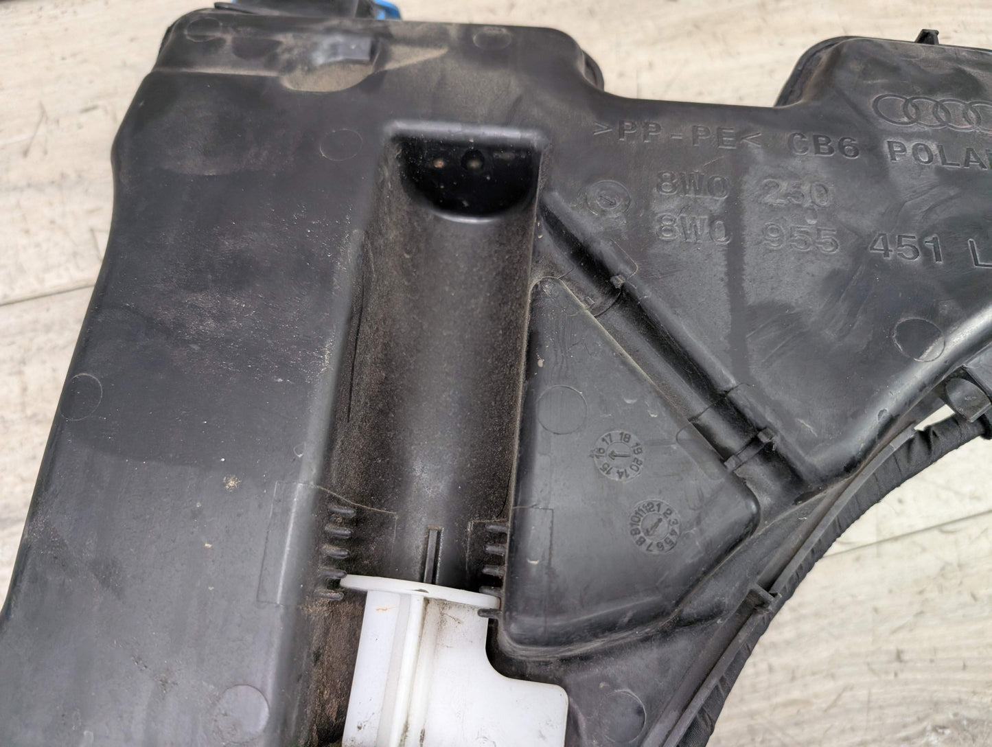 17-25 OEM AUDI A4 B9 S4 Windshield Wiper Washer Tank Reservoir