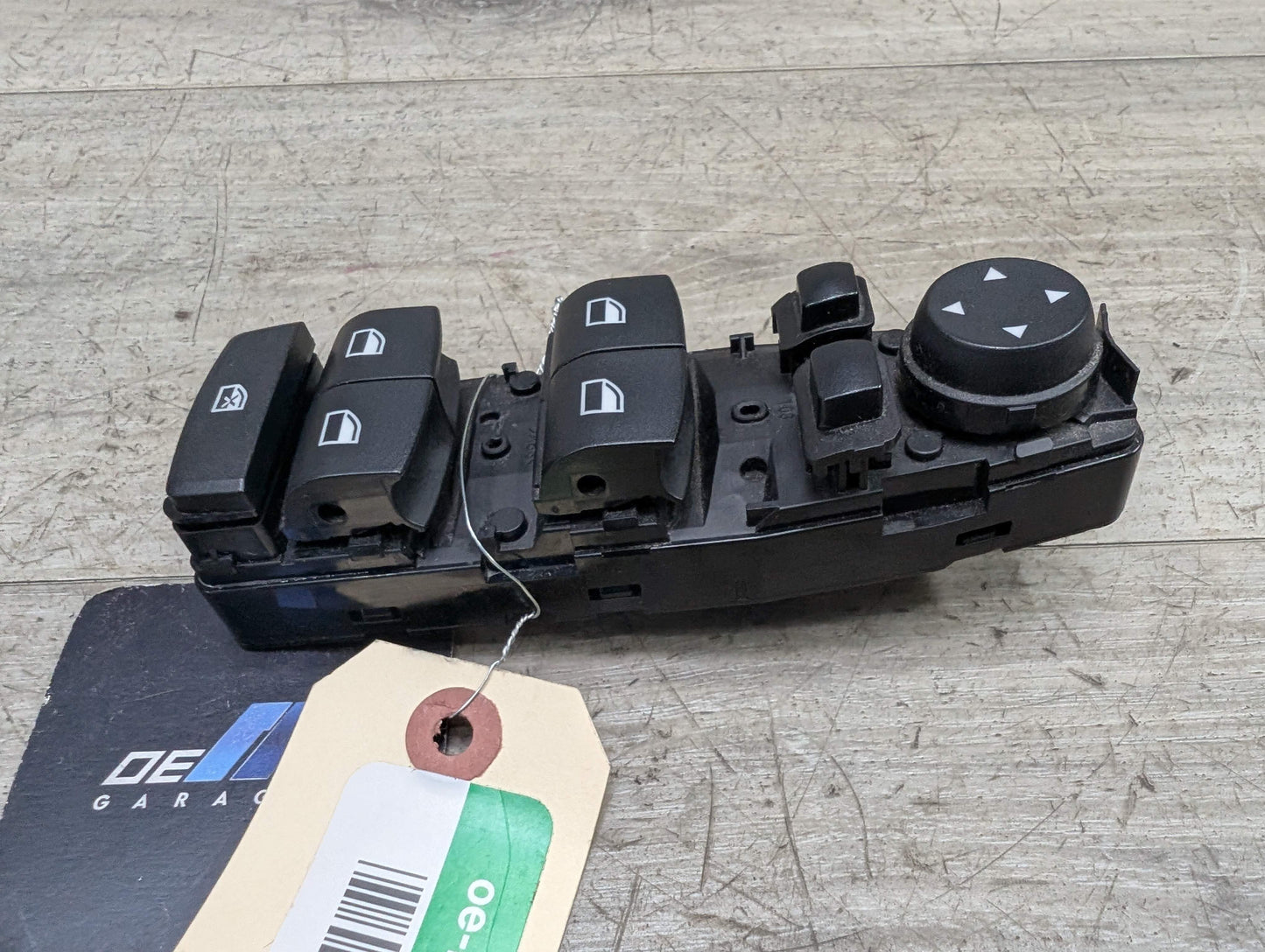 OEM BMW F15 F16 F85 X5 X6 Front Left Driver Master Window Glass Lifter Switch