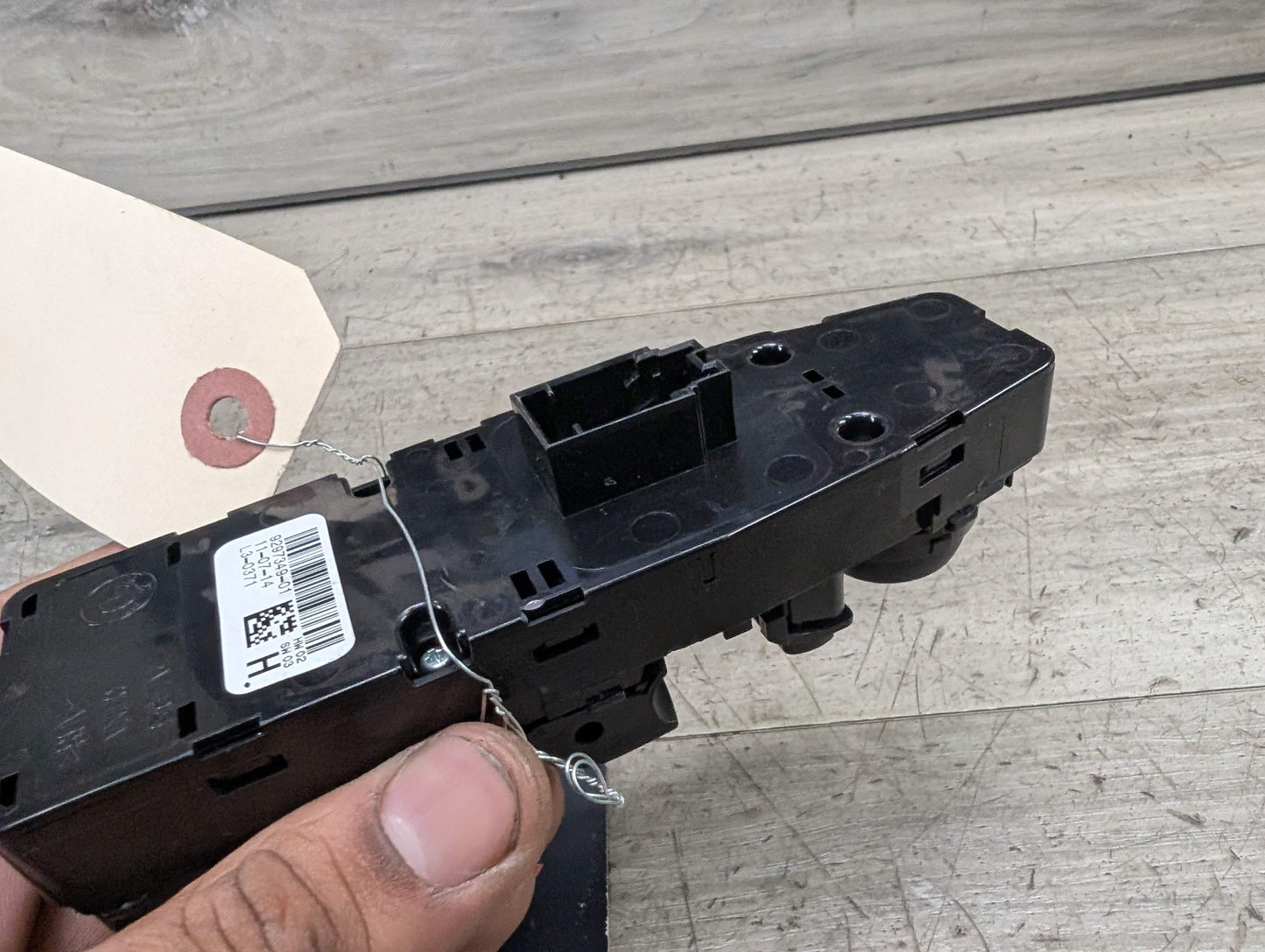 OEM BMW F15 F16 F85 X5 X6 Front Left Driver Master Window Glass Lifter Switch
