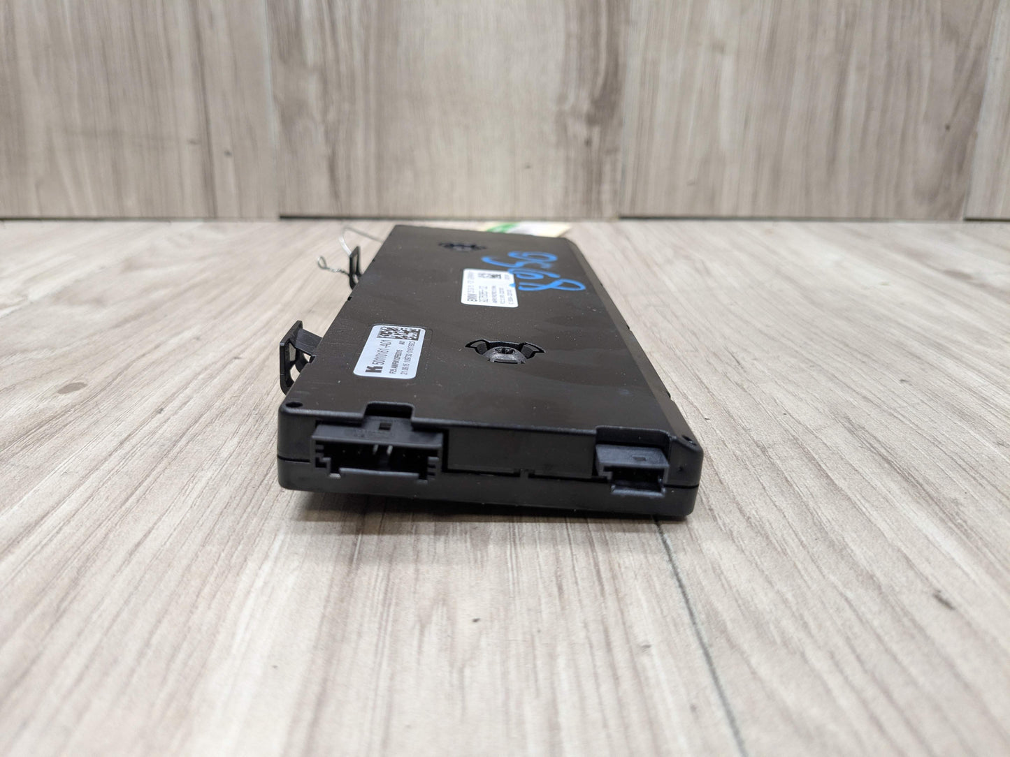 11-17 OEM BMW F25 X3 Antenna Amplifier Diversity Receiver Module 315 MHZ