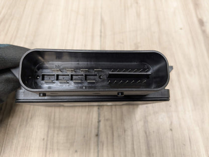11-18 OEM BMW F10 F12 F13 F06 Electric Parking Park Brake Control Module EMF