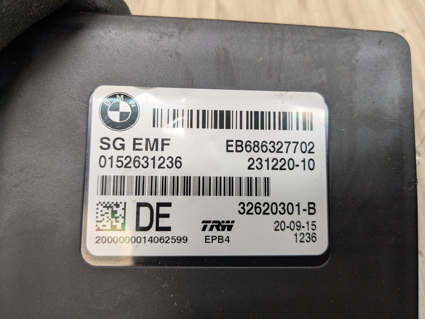 11-18 OEM BMW F10 F12 F13 F06 Electric Parking Park Brake Control Module EMF