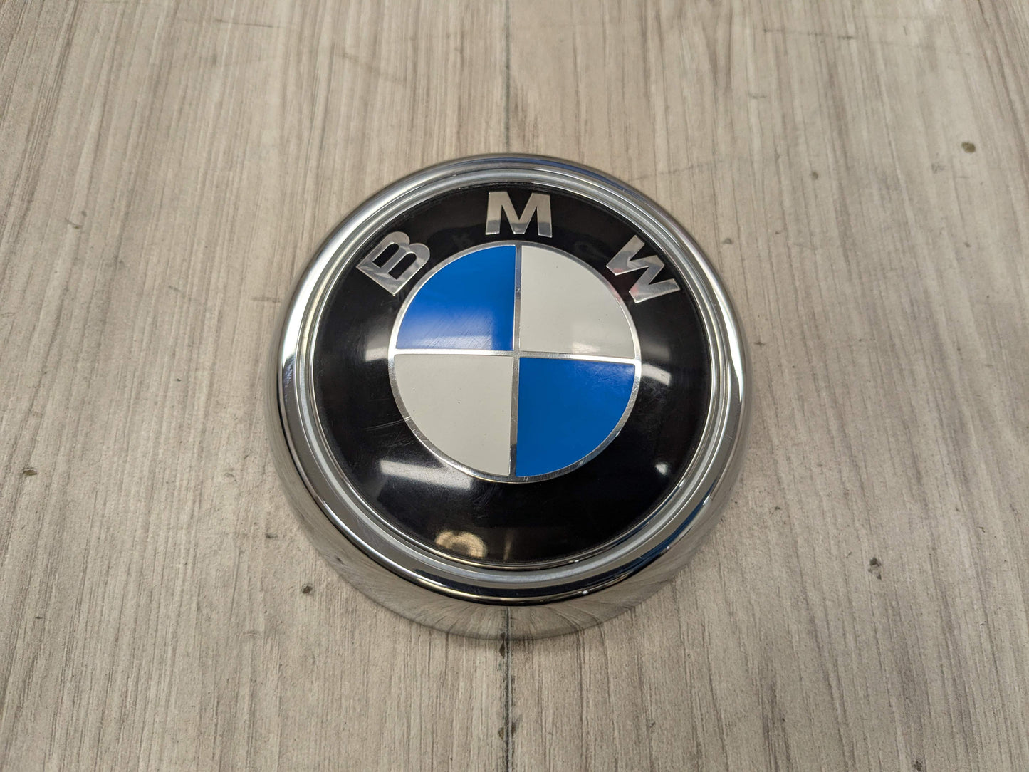 11-17 OEM BMW F25 X3 Rear Liftgate Trunk Lid Round Emblem Genuine