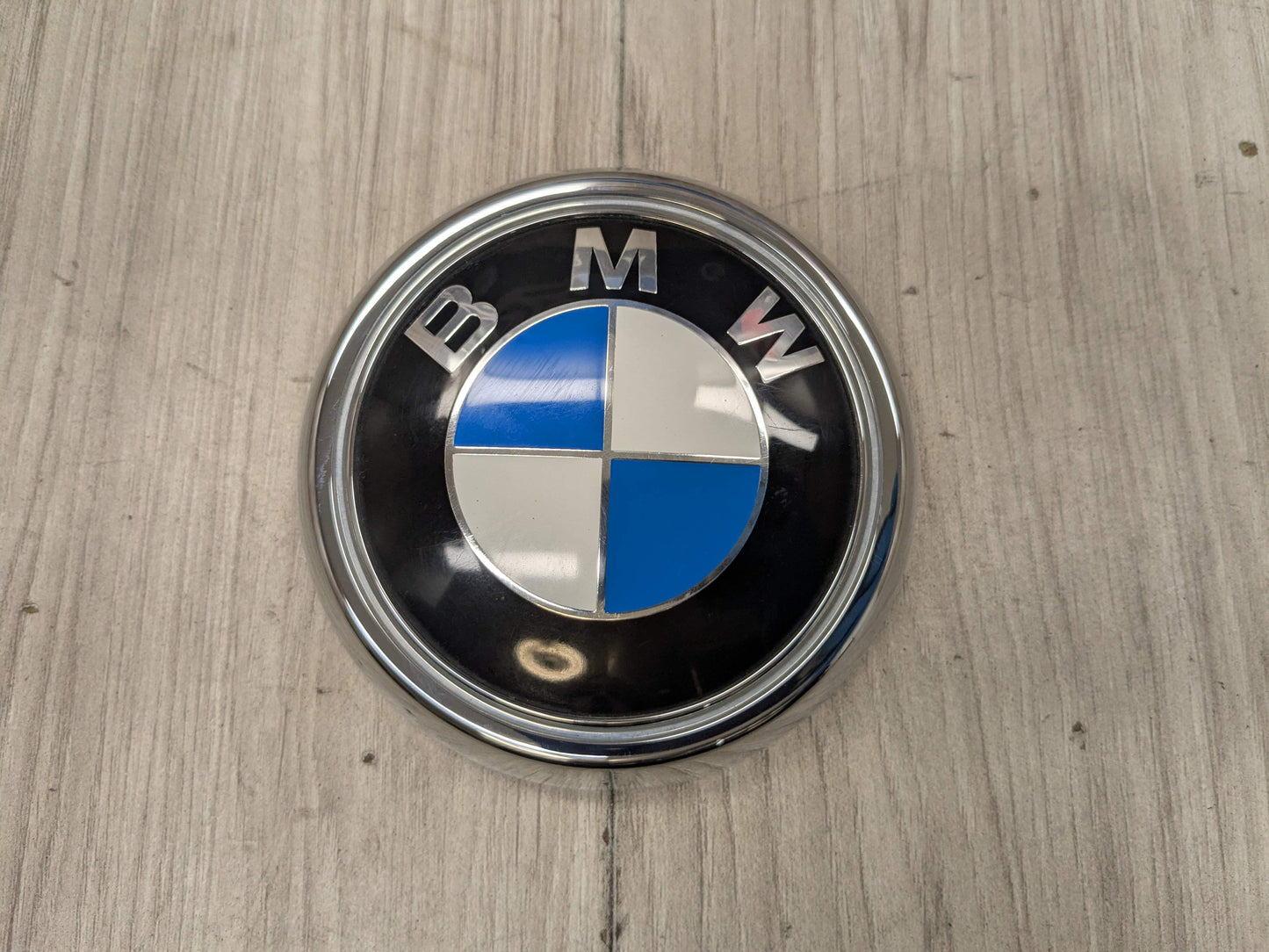 11-17 OEM BMW F25 X3 Rear Liftgate Trunk Lid Round Emblem Genuine