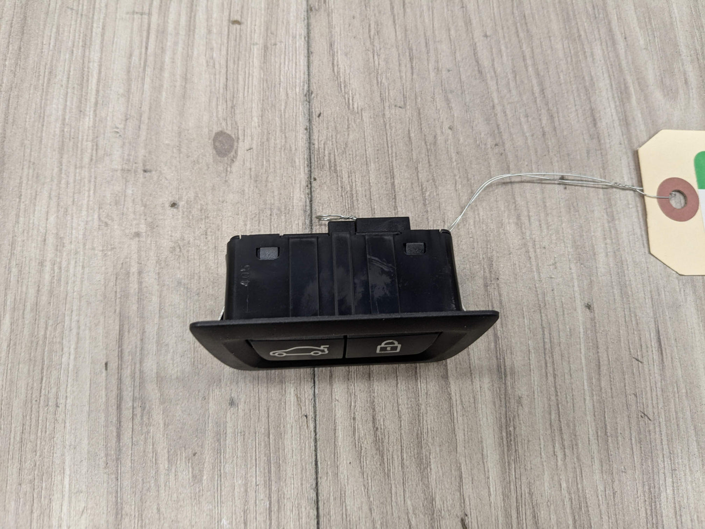 OEM BMW F02 F10 F15 F48 F90 G01 G20 G30 G80 X3 Rear Trunk Lid Center Lock Switch