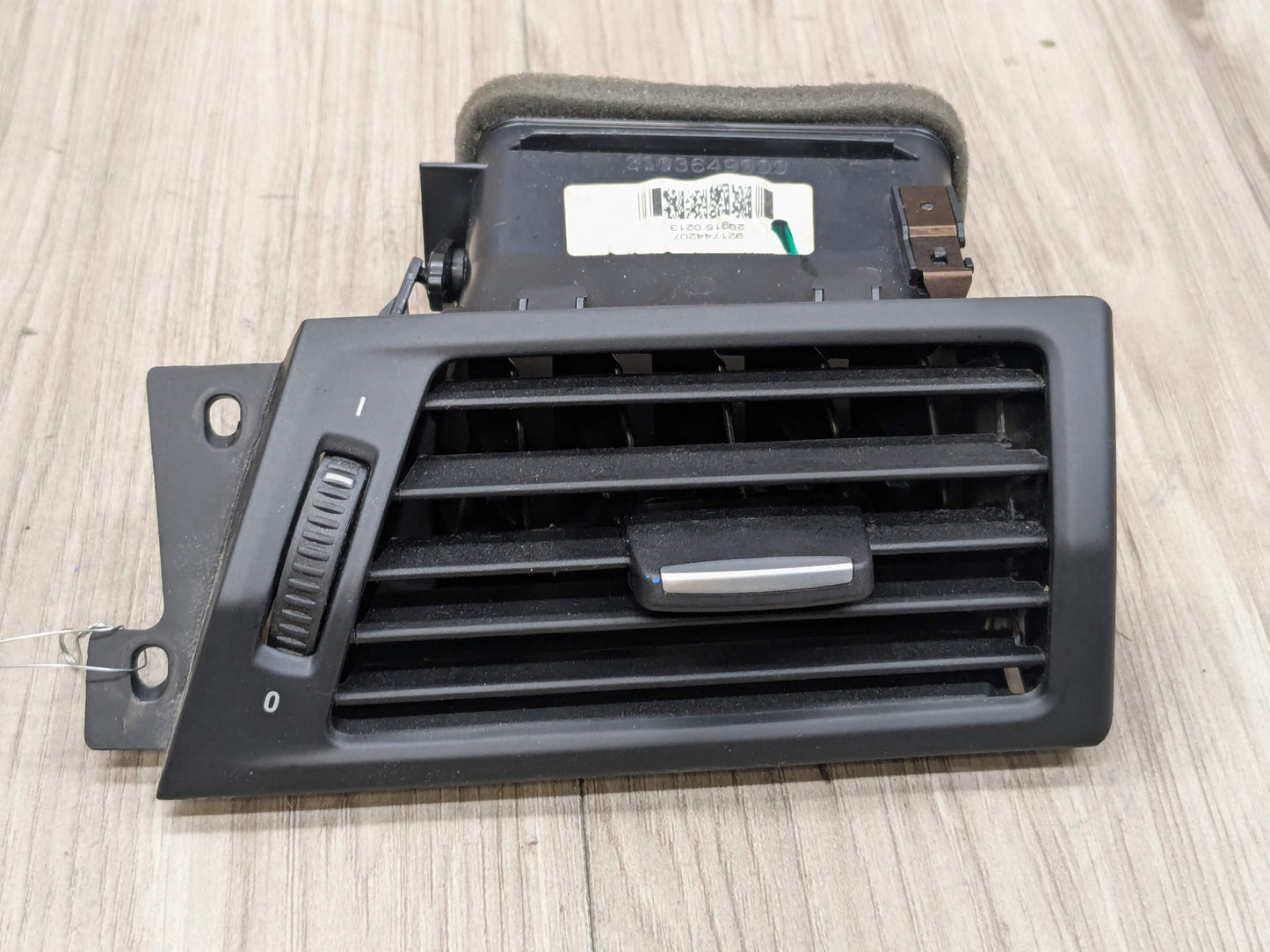 11-18 OEM BMW F25 F26 X3 X4 Right Passenger Side Dash AC Air Vent Grille