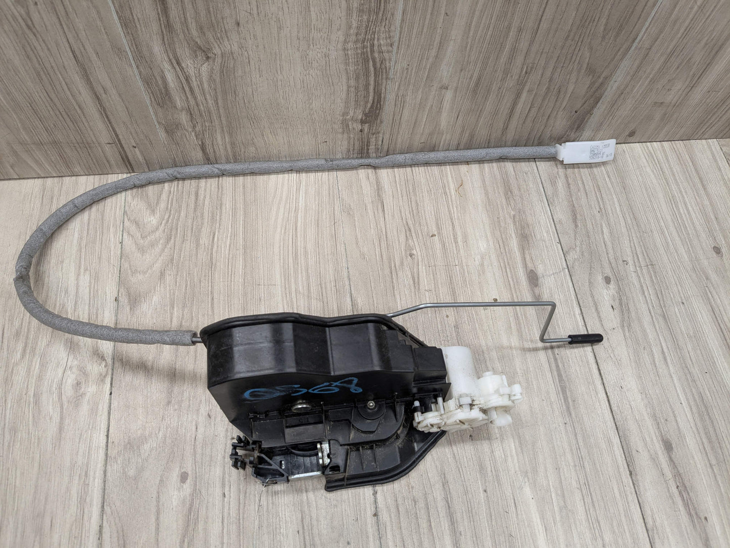 11-18 OEM BMW F25 F26 X3 X4 Front Left Driver Door Lock Latch Actuator