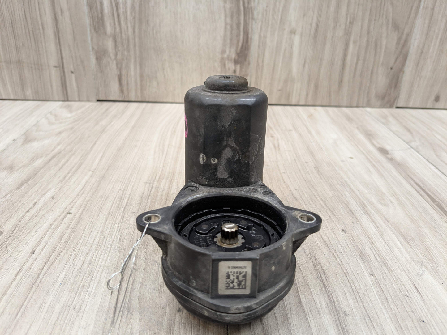 OEM BMW F06 F10 F12 F13 F25 I12 Rear Left or Right Brake Caliper Electric Motor