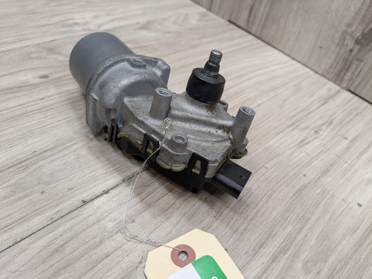 OEM BMW G01 G02 X3 X4 F97 Front Windshield Wiper Motor Linkage Washer Assembly