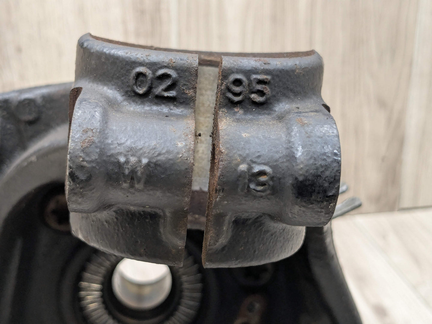 OEM BMW F25 F26 X3 X4 AWD Front Left Driver Hub Spindle Knuckle Wheel Bearing