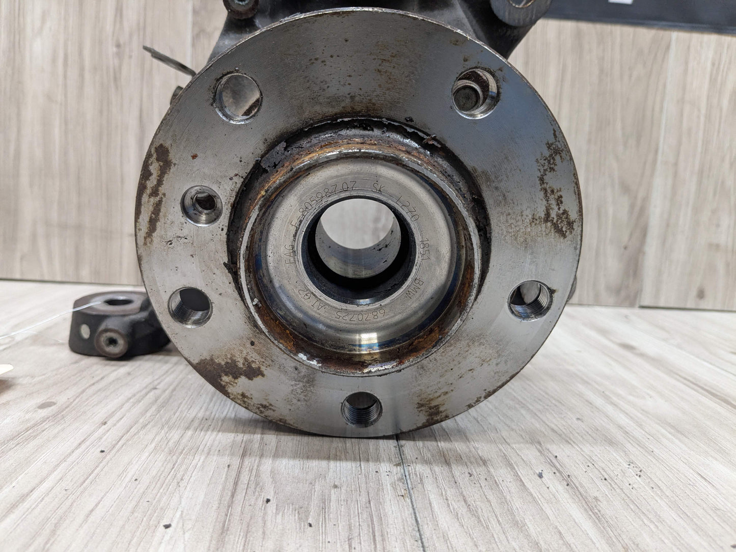 OEM BMW F25 F26 X3 X4 AWD Front Left Driver Hub Spindle Knuckle Wheel Bearing