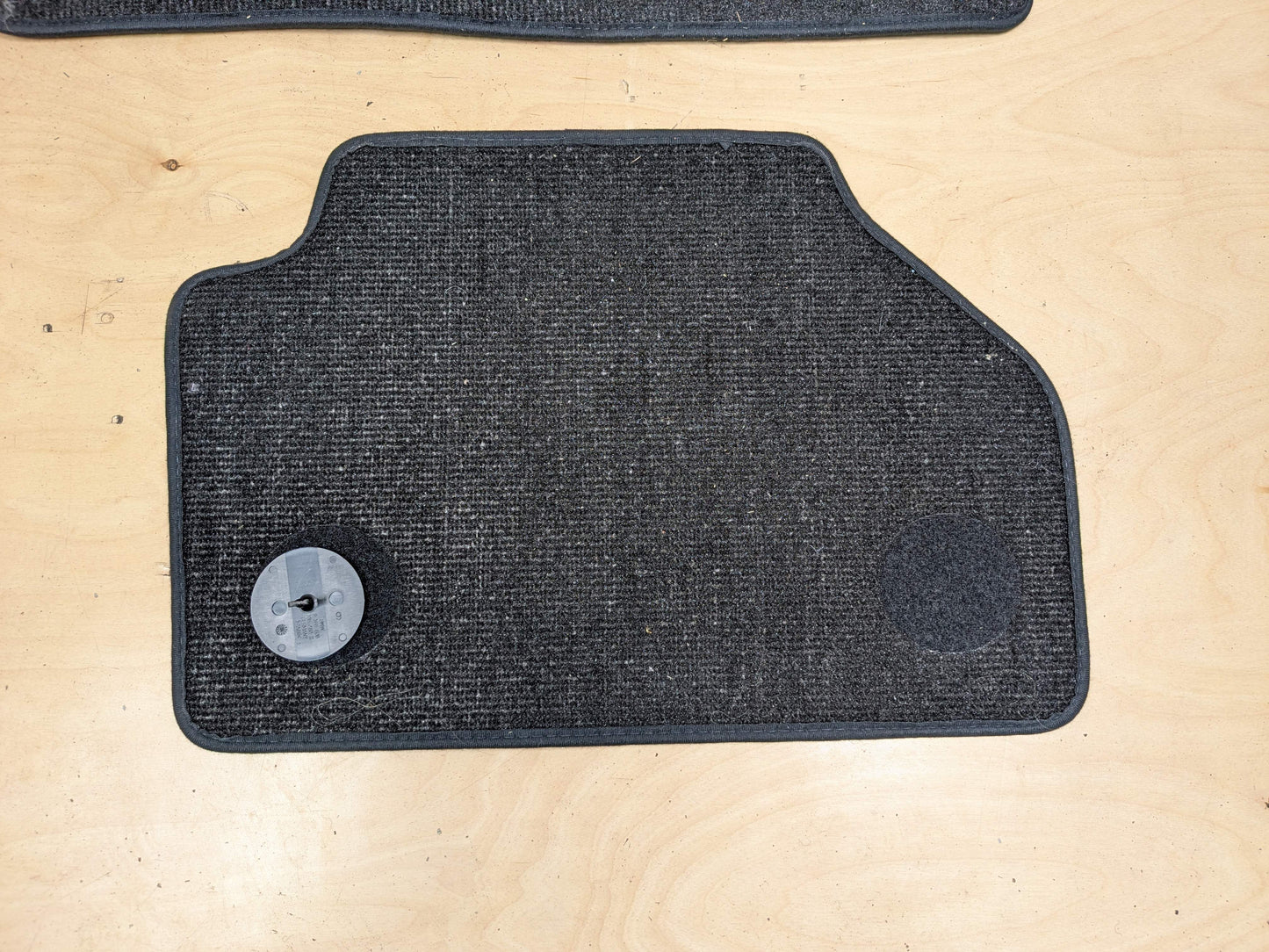 OEM BMW F25 F26 X3 X4 Front Rear Left Right Carpet Floor Mats Black SET