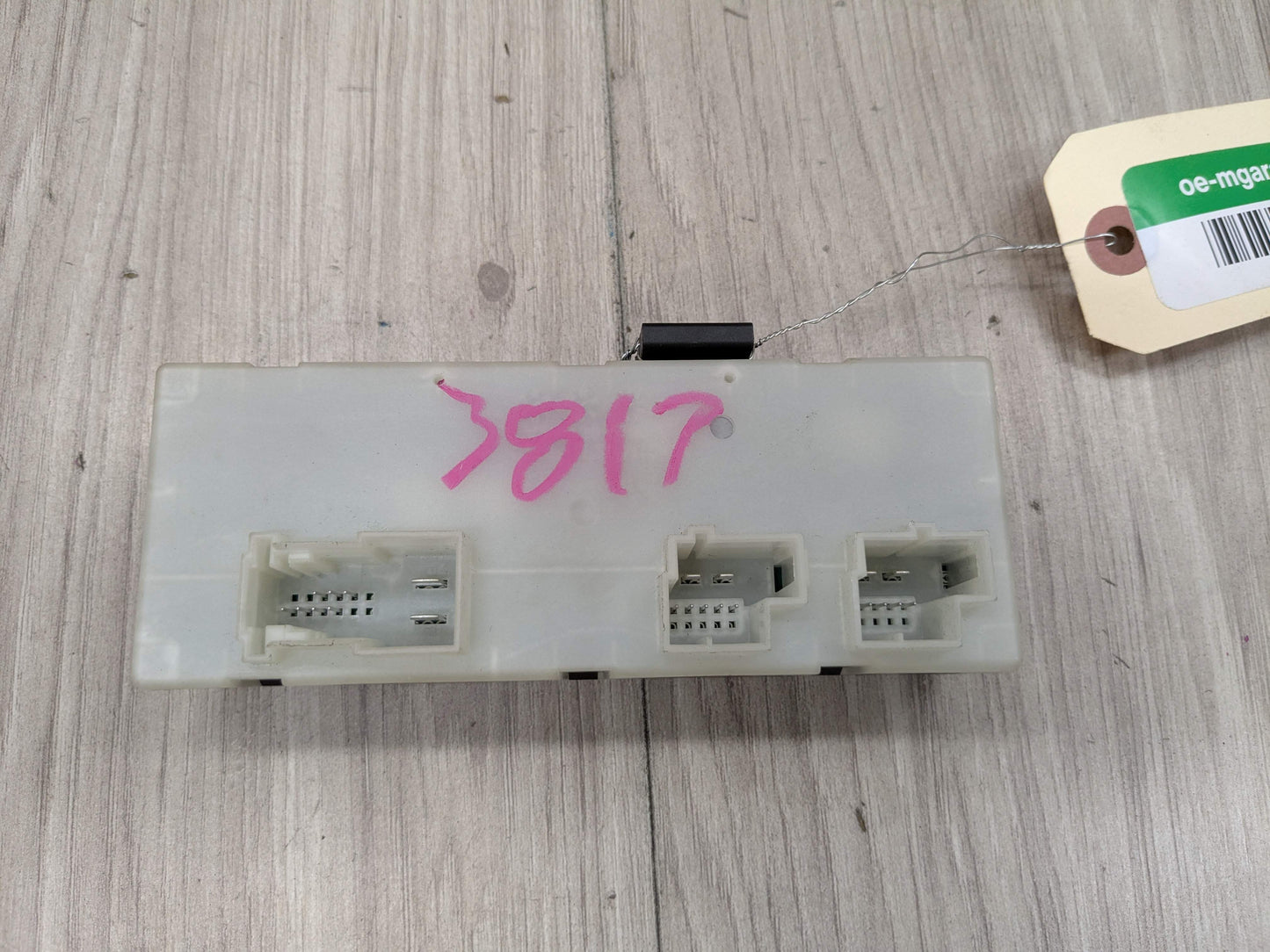 PRE-LCI OEM BMW F90 G01 G12* G20 G30 M5 M8 Trunk Tailgate Decklid Control Module