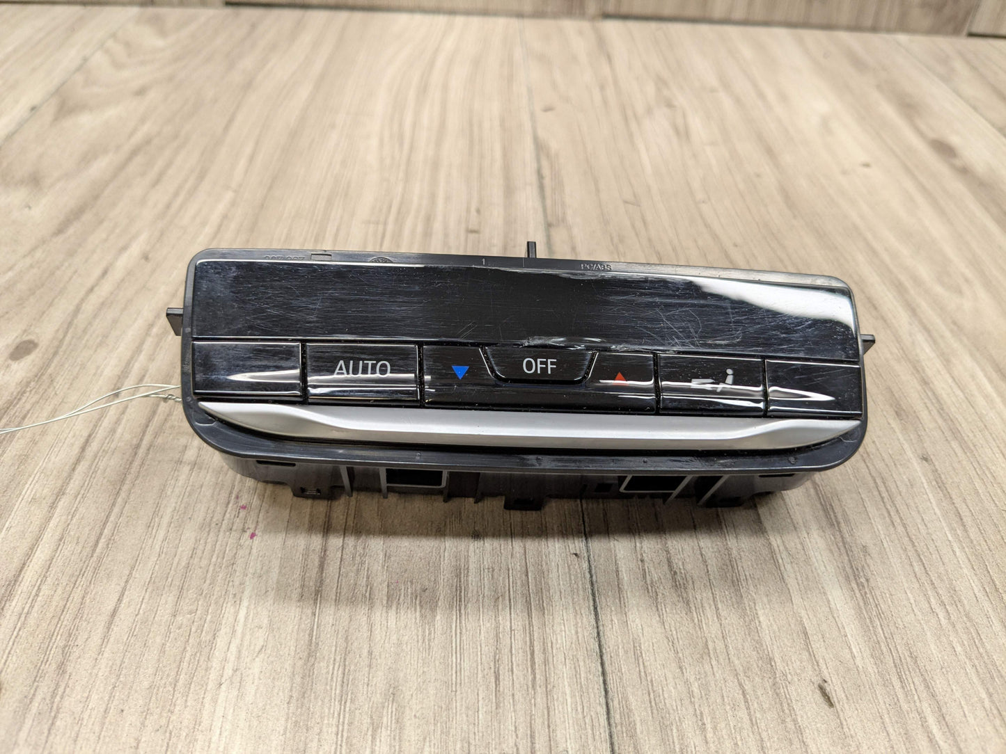 OEM BMW G01 G02 F97 F98 X3 X4 AC Rear Heater Climate Control Switch Panel
