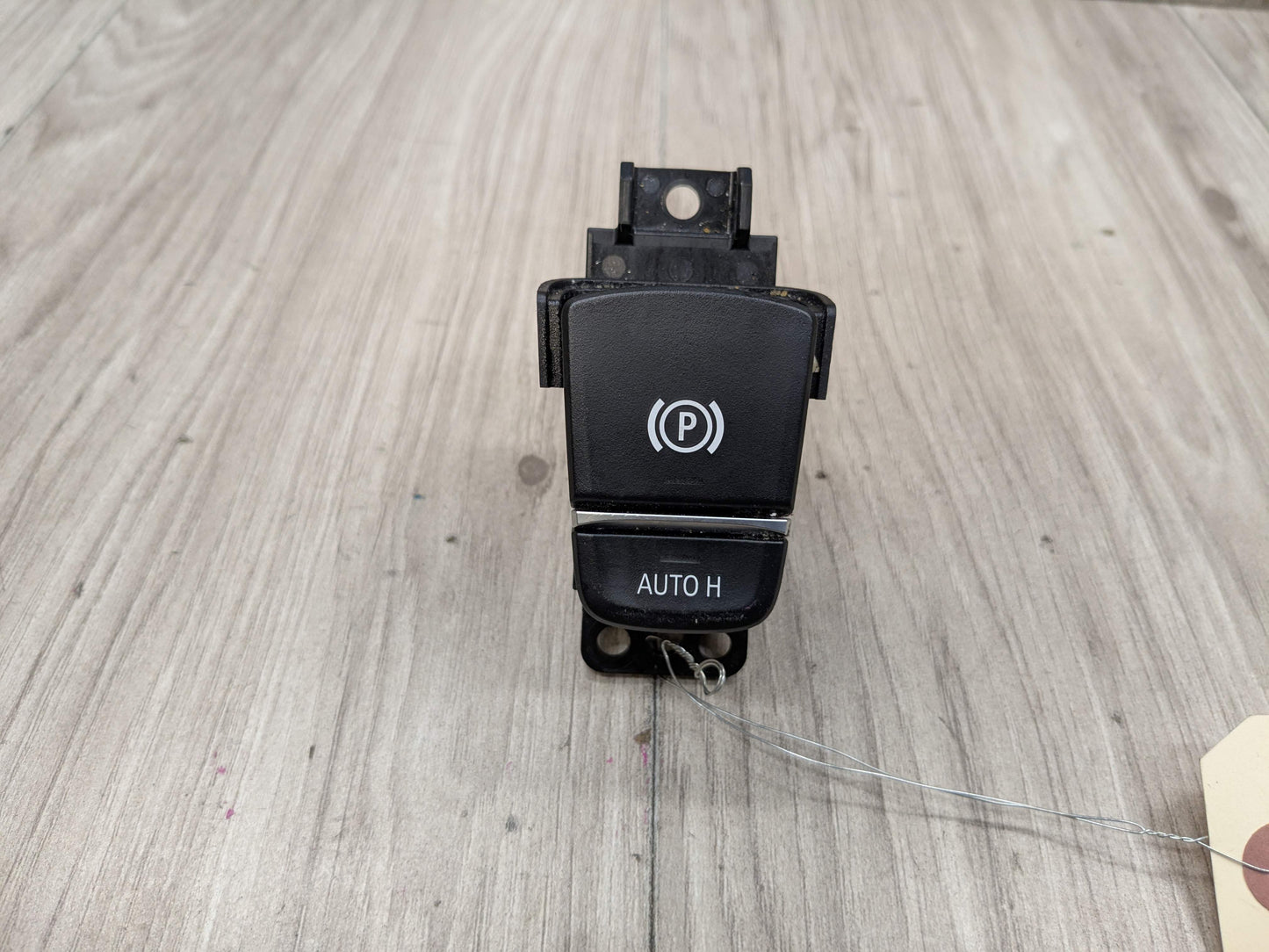 OEM BMW F90 M5 G30 G01 X3 G02 X4 F97 F98 Parking Brake Auto Hold Switch BLACK
