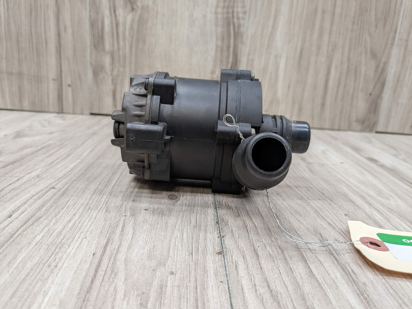 18-21 OEM BMW G01 G02 X3 X4 30 M40 Engine B46 B58 Auxiliary Cooling Water Pump