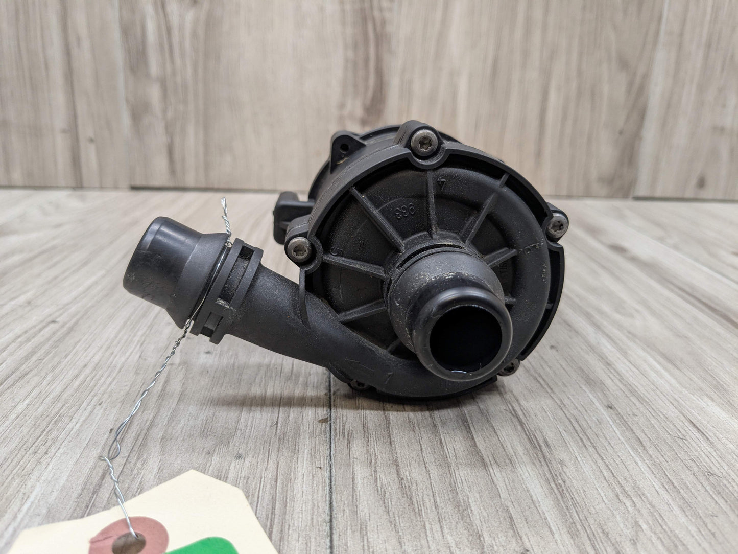 18-21 OEM BMW G01 G02 X3 X4 30 M40 Engine B46 B58 Auxiliary Cooling Water Pump
