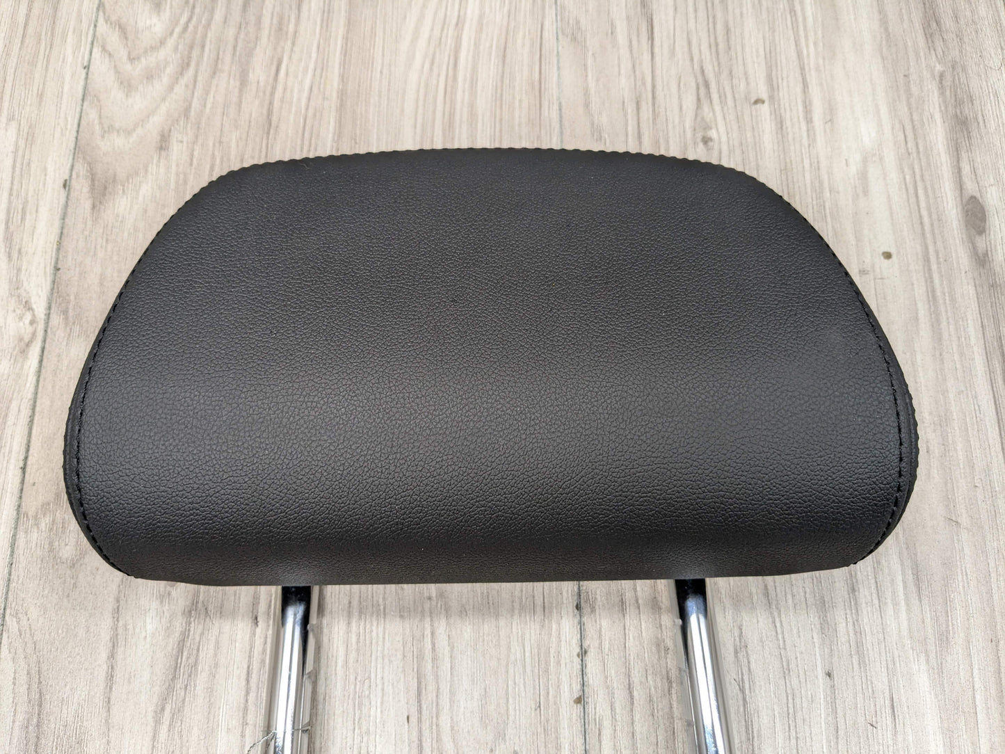 18-23 OEM BMW G01 X3 Rear Center Middle Upper Seat Headrest Head Rest