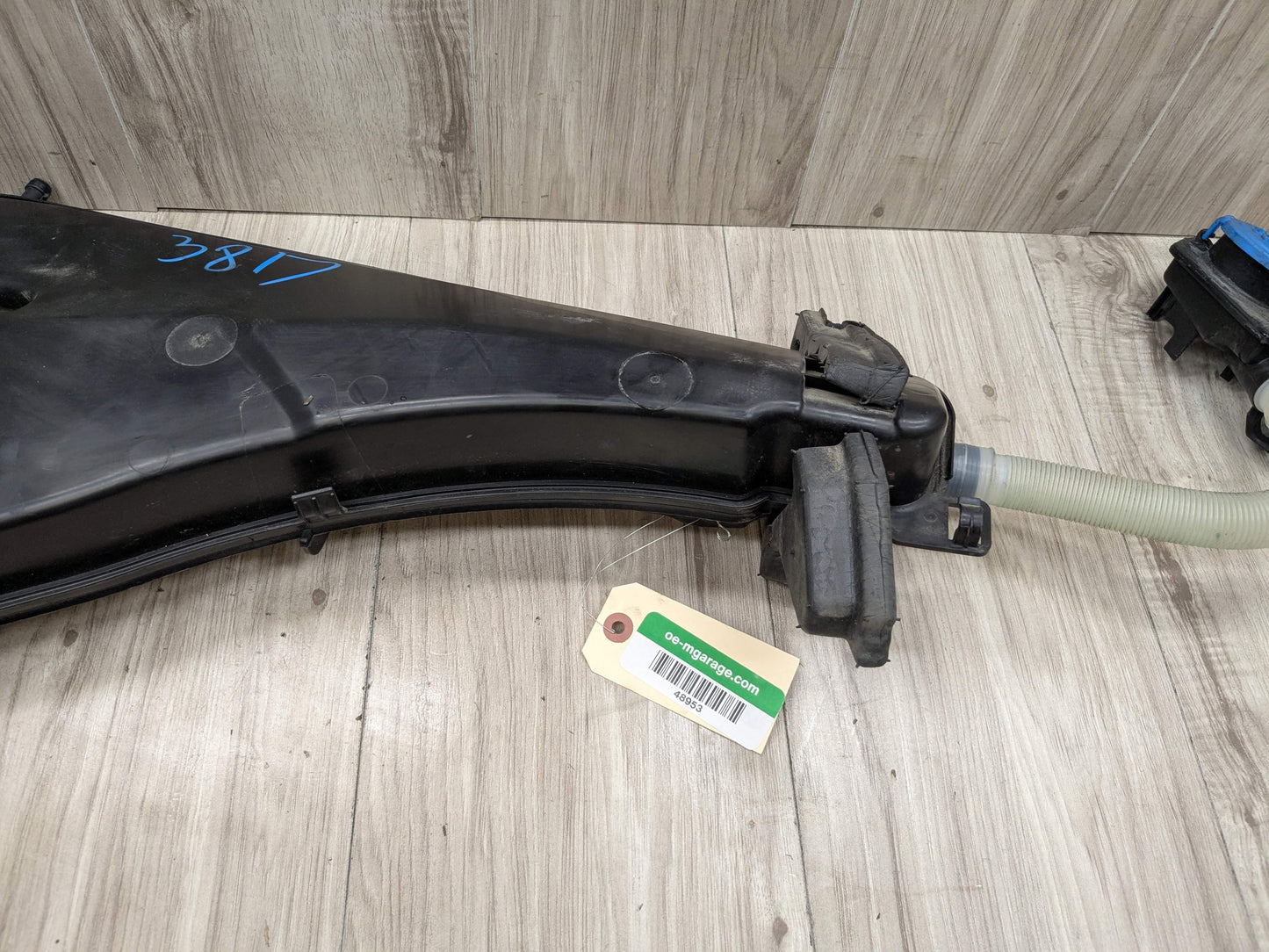 OEM BMW F97 F97 X3 X4 X3M X4M Windshield Wipe Washer Bottle Tank Reservoir