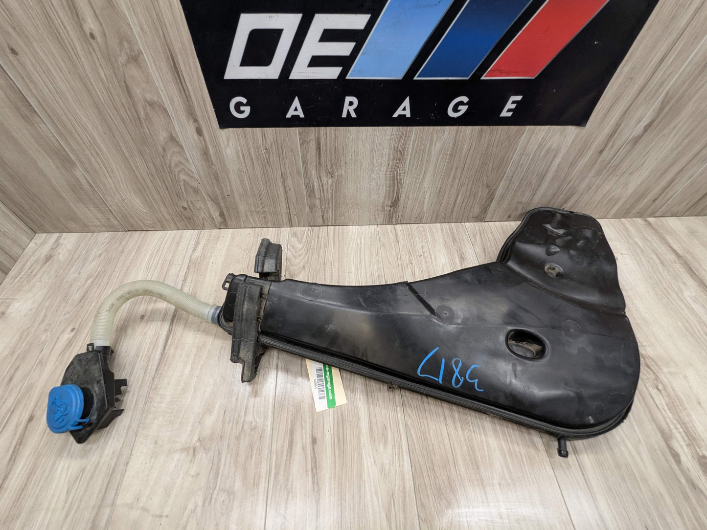 OEM BMW F97 F97 X3 X4 X3M X4M Windshield Wipe Washer Bottle Tank Reservoir