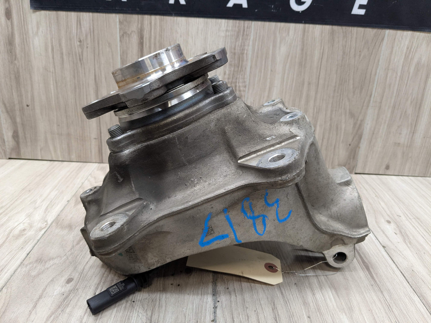 OEM BMW G01 G02 X3 X4 FRONT Left Driver Side Knuckle Spindle Wheel Hub Bearing