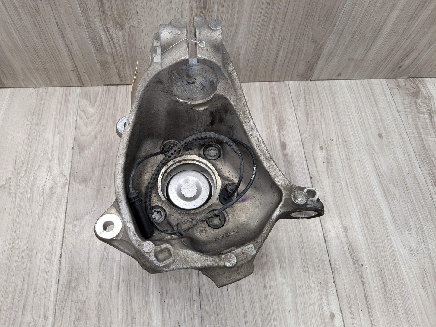 OEM BMW G01 G02 X3 X4 FRONT Left Driver Side Knuckle Spindle Wheel Hub Bearing