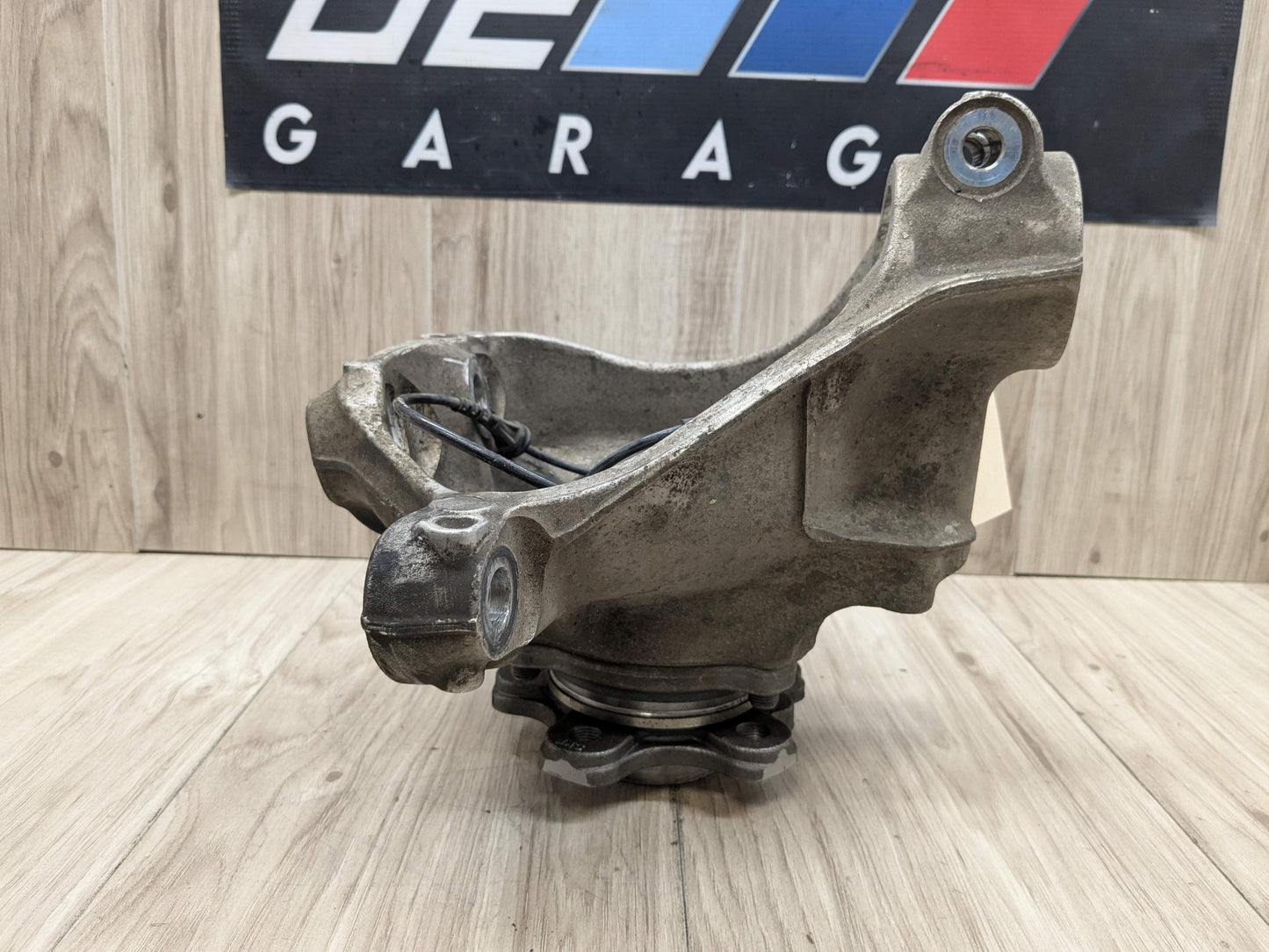 OEM BMW G01 G02 X3 X4 FRONT Left Driver Side Knuckle Spindle Wheel Hub Bearing