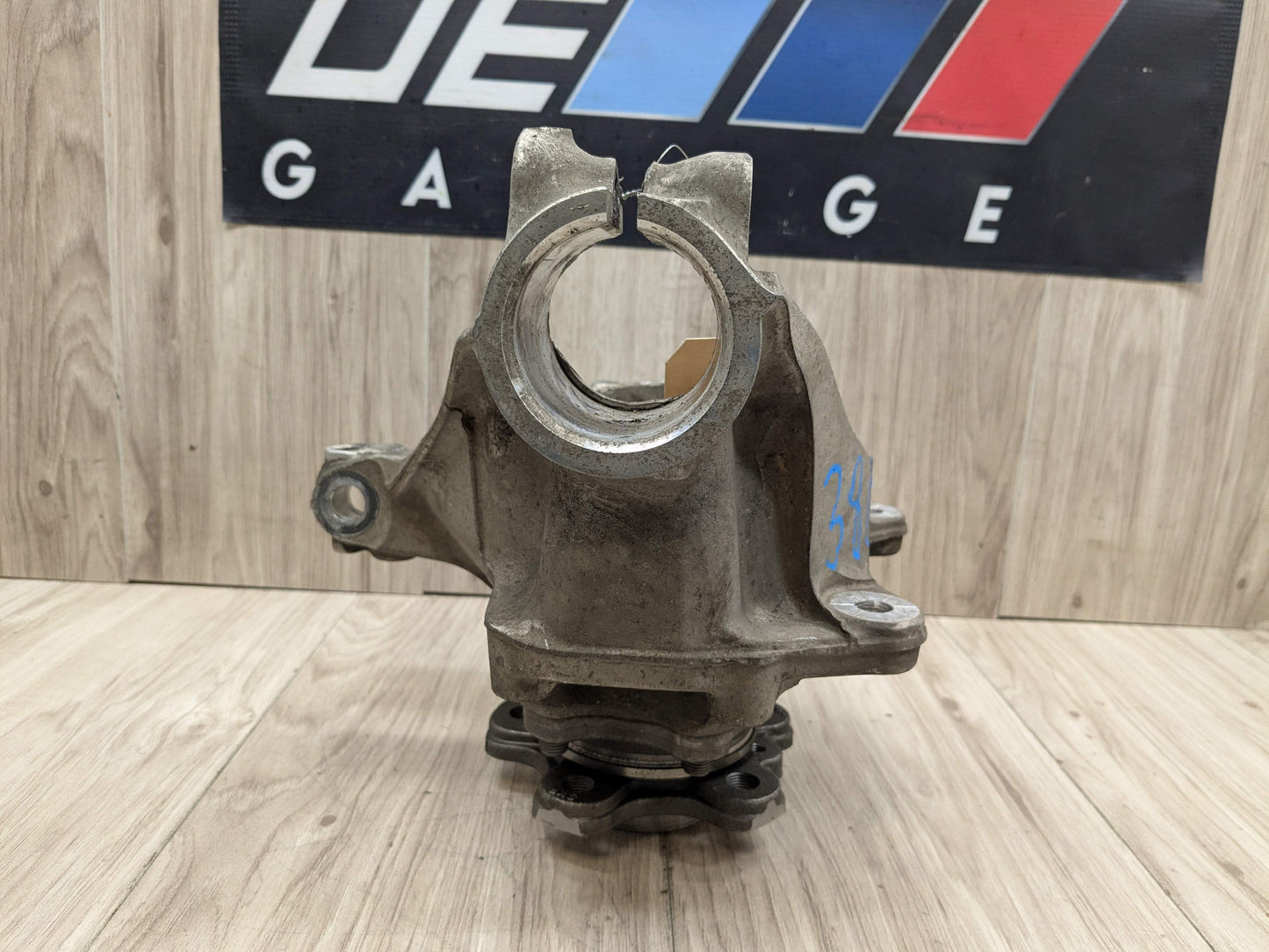 OEM BMW G01 G02 X3 X4 FRONT Left Driver Side Knuckle Spindle Wheel Hub Bearing
