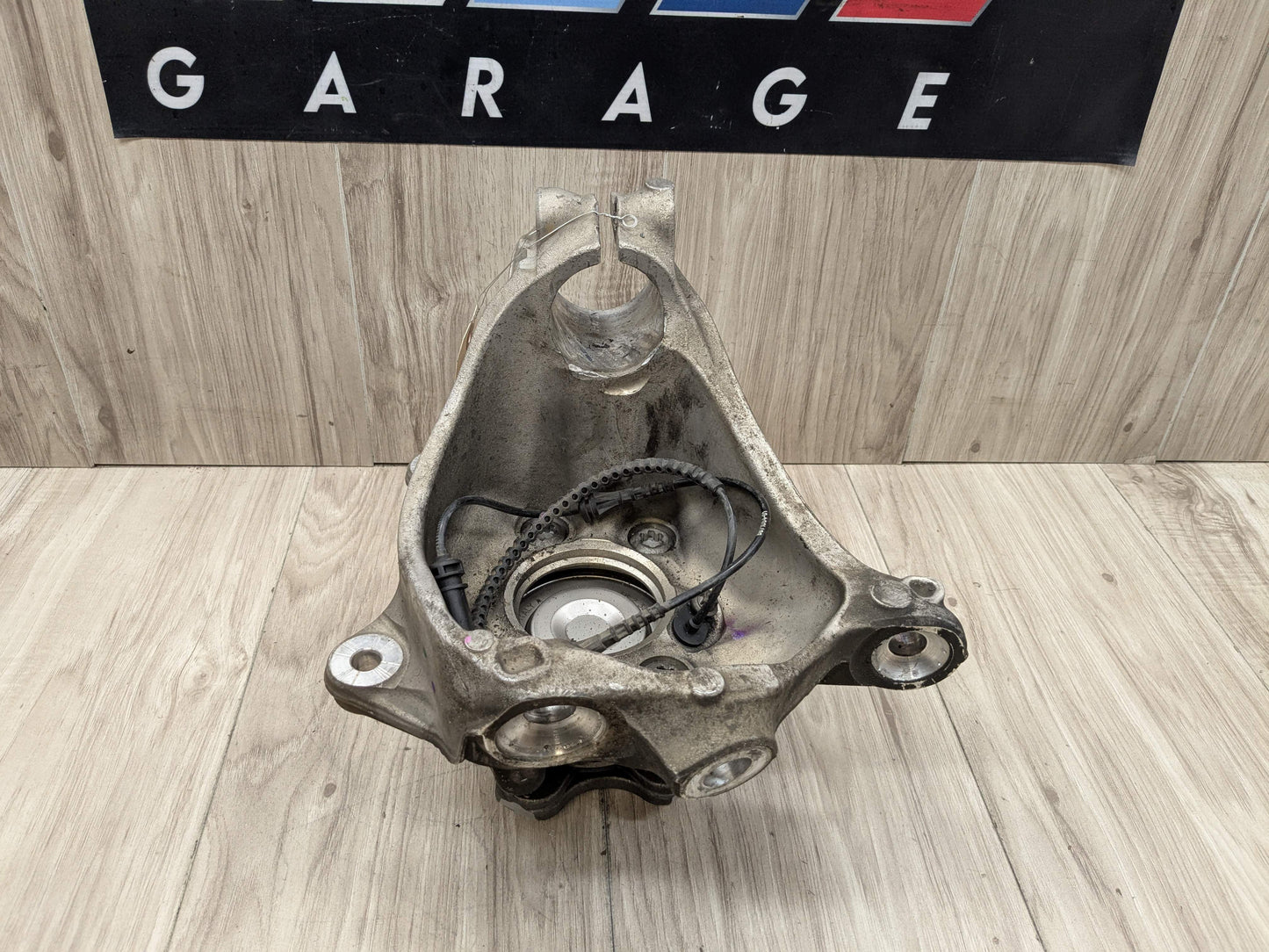OEM BMW G01 G02 X3 X4 FRONT Left Driver Side Knuckle Spindle Wheel Hub Bearing