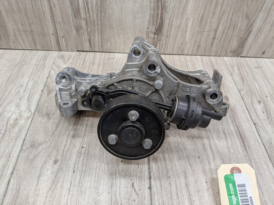 OEM BMW F22 F23 F30 G01 G02 230 330 X3 Engine B46 B48 Coolant Pump With Support
