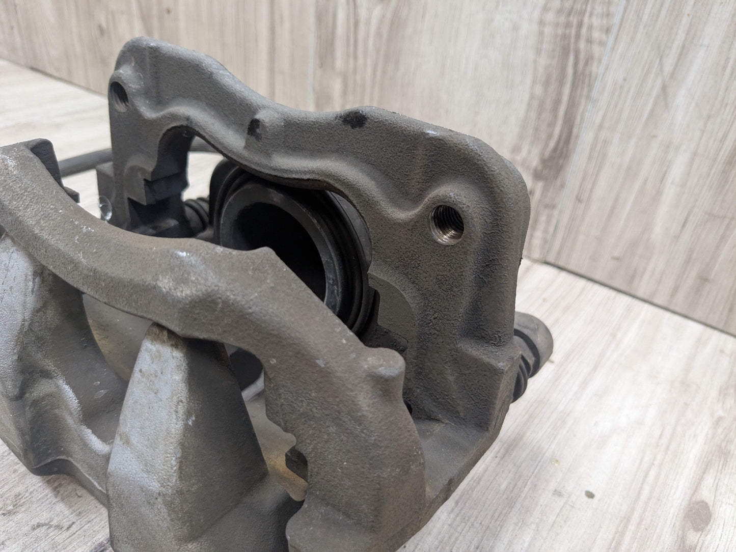 18-24 OEM BMW G01 G02 G20 G42 X3 30 230 330 B46 Front Left Driver Brake Caliper