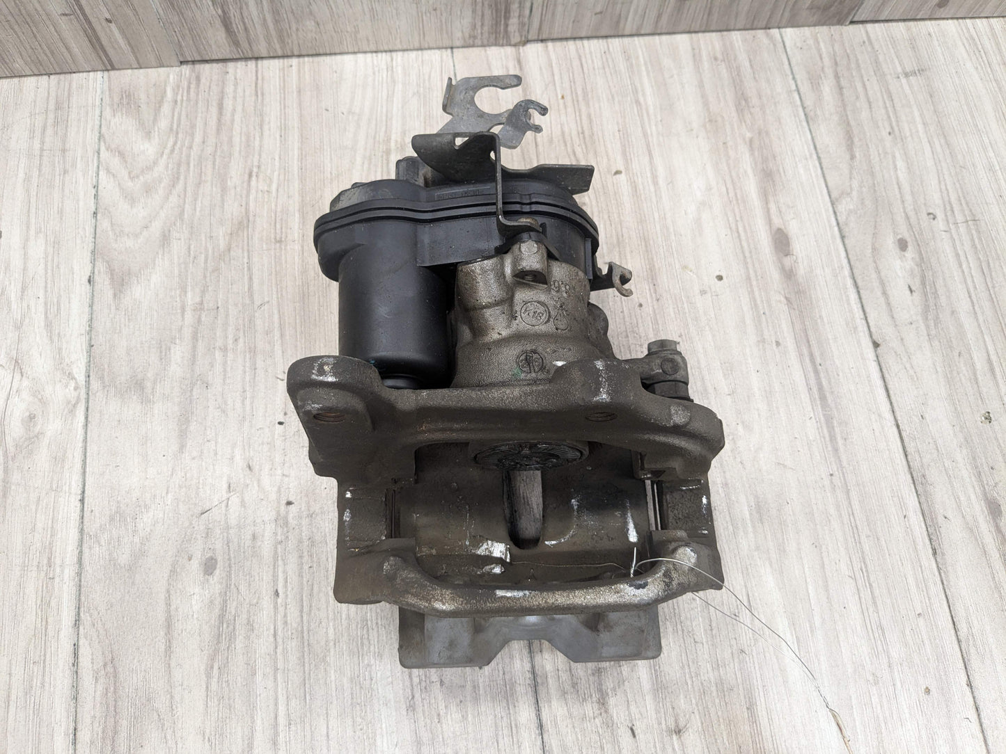 18-24 OEM BMW G01 G02 X3 X4 30i 30iX REAR Right Passenger Side Brake Caliper