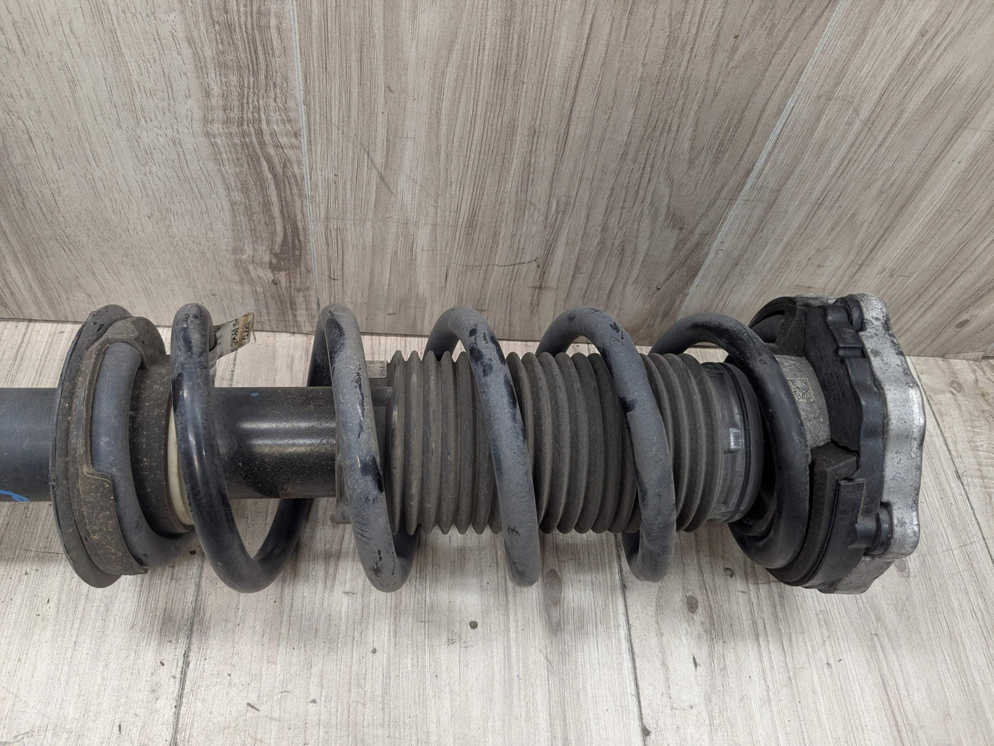 18-24 OEM BMW G01 X3 30i 30iX REAR Left or Right Spring Strut Shock Absorber