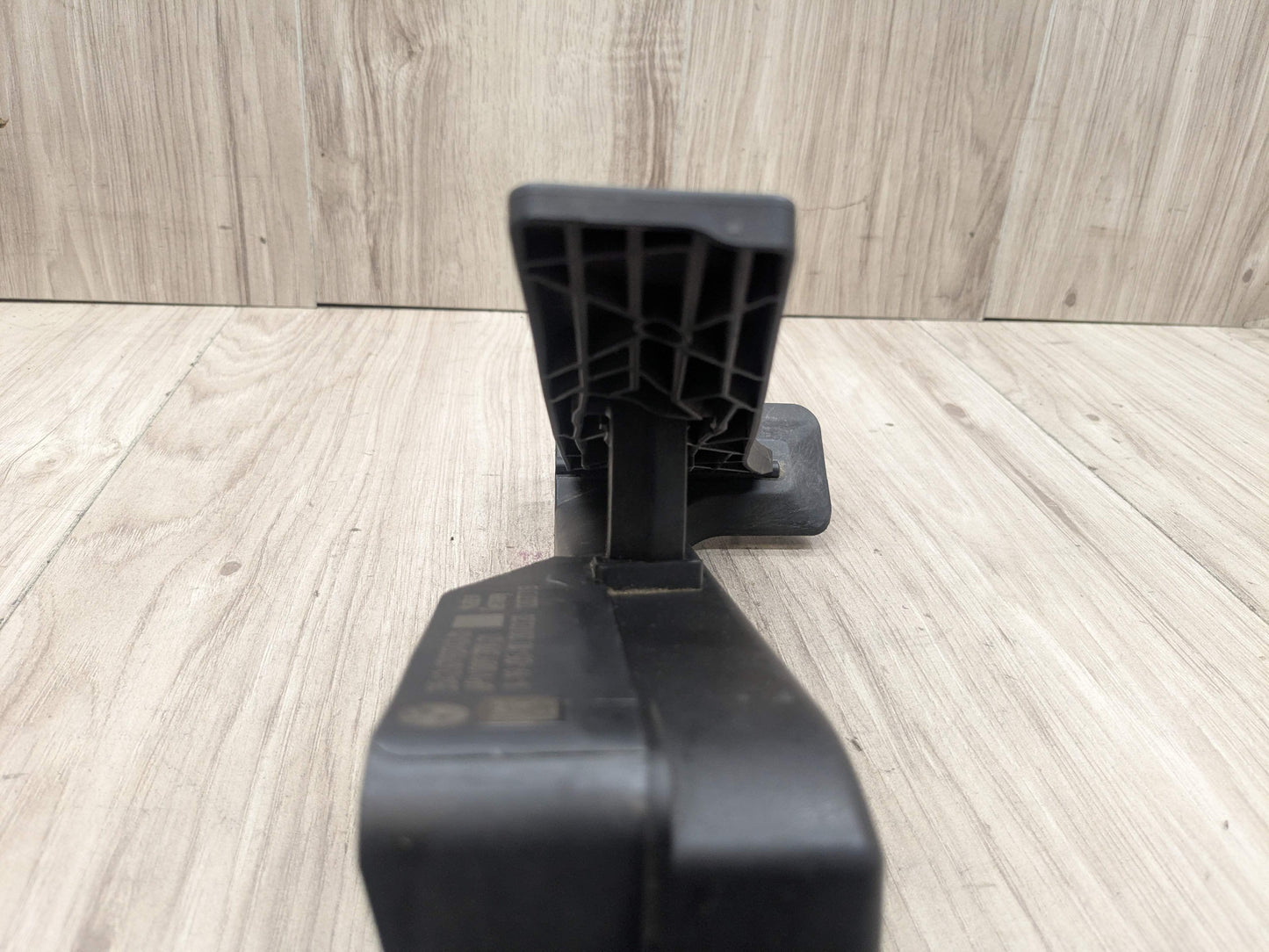 08-25 OEM BMW  E88 F22 F30 F32 Accelerator Gas Pedal and Sensor