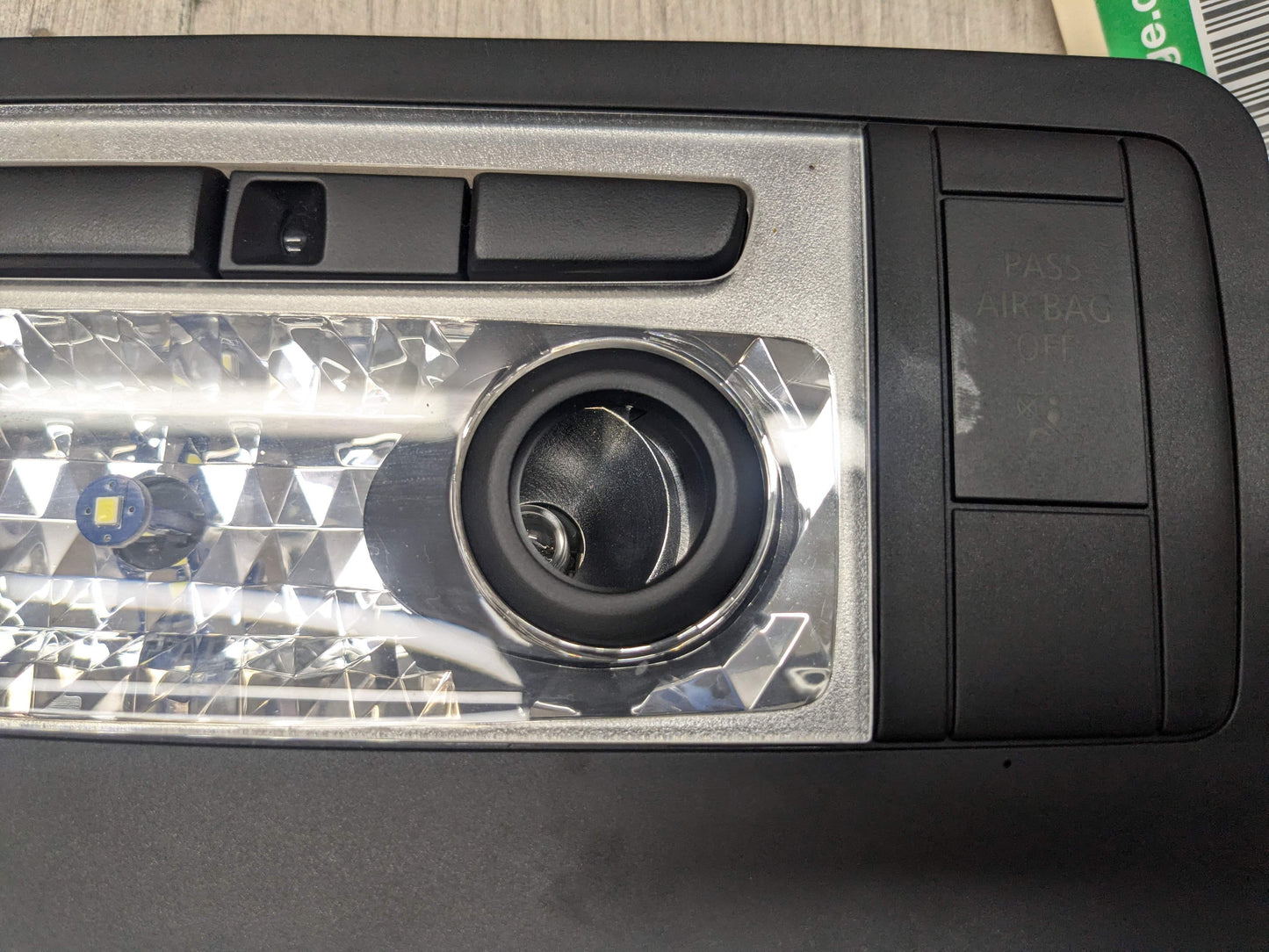 08-13 OEM BMW E88 E93 E89 135 328 335 Z4 M3 Roof Console Dome Light SOS Switch