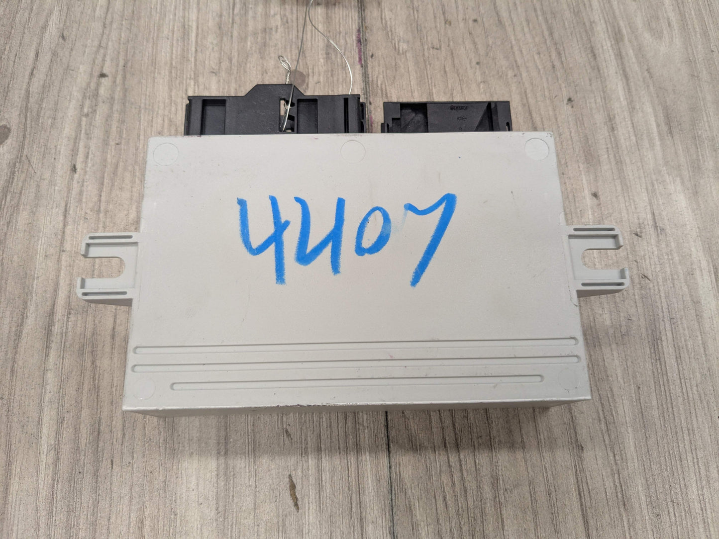 08-13 OEM BMW E88 128 135 Convertible CVM6 Roof Folding Top Control Module Unit