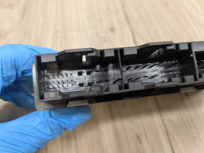 11-13 OEM BMW E88 E90 E92 135 328 335 Front Electric Seat Memory Control Module
